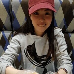 Meet your Posher, Aya